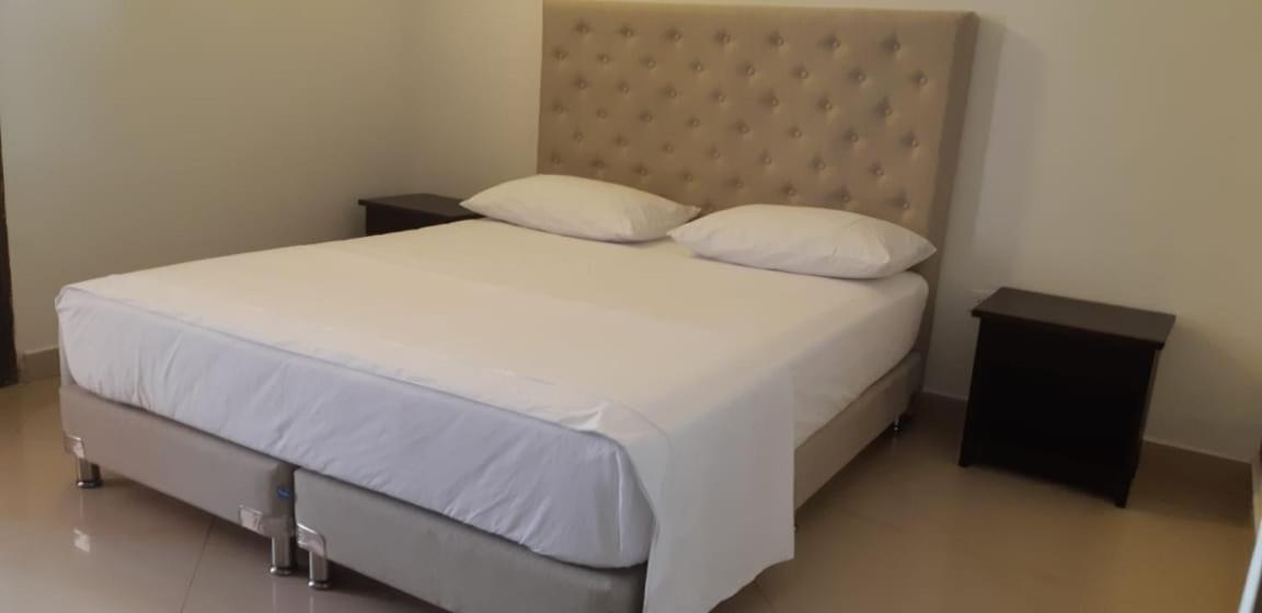 Hotel Kaluwala Necoclí エクステリア 写真